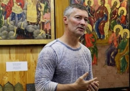 ТАСС: обыски проходят в квартире, музее и фонде Ройзмана
