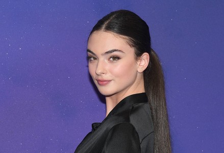 Дочь Моники Беллуччи снялась для Elle в «голом» платье