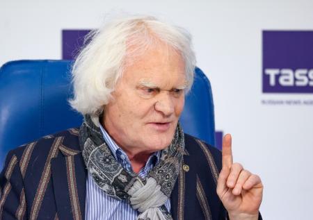 «Не надо искать принца!»: Куклачев дал совет одиноким россиянкам