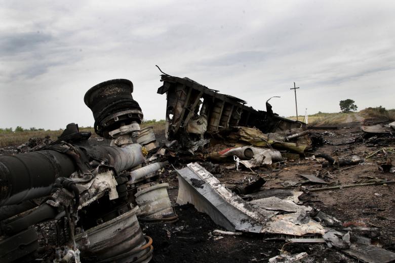 На месте крушения рейса MH17