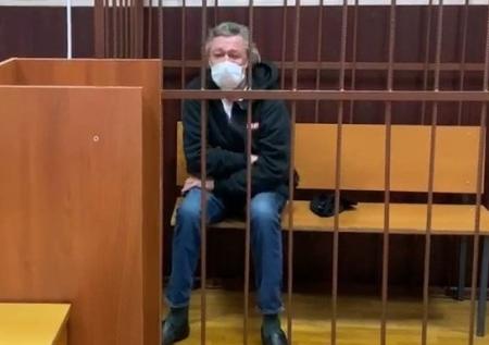 Жорин объяснил, почему Ефремов начал отрицать вину в ДТП