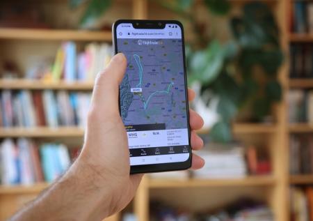 Хакеры атаковали сайт Flightradar24 на фоне турне Пелоси по Азии 