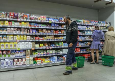 Россиянам объяснили, как сэкономить на продуктах