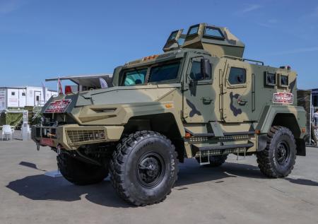 Российский спецназ применил на Украине новый броневик с усиленной защитой