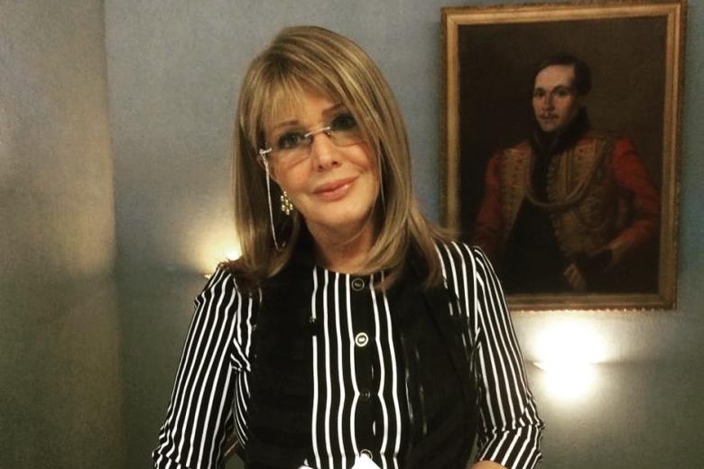 Елена Проклова