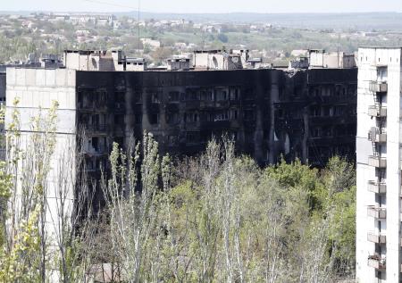 В ДНР заявили, что «азовцы» при отступлении выжигали дома в Мариуполе