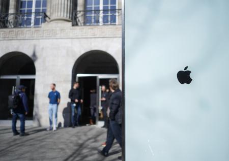Bloomberg: Apple намерена выпустить iPhone c 5G этой осенью
