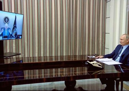 Песков рассказал об атмосфере переговоров Путина и Байдена