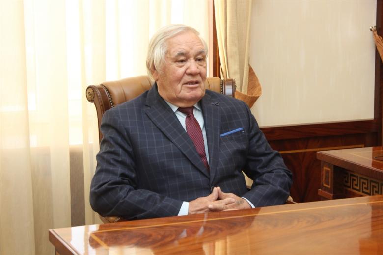 Лев Кураков