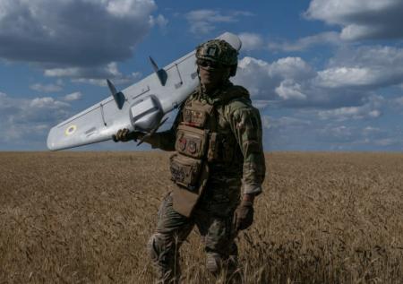 Балицкий осмотрел порт в Бердянске после массированной атаки ВСУ