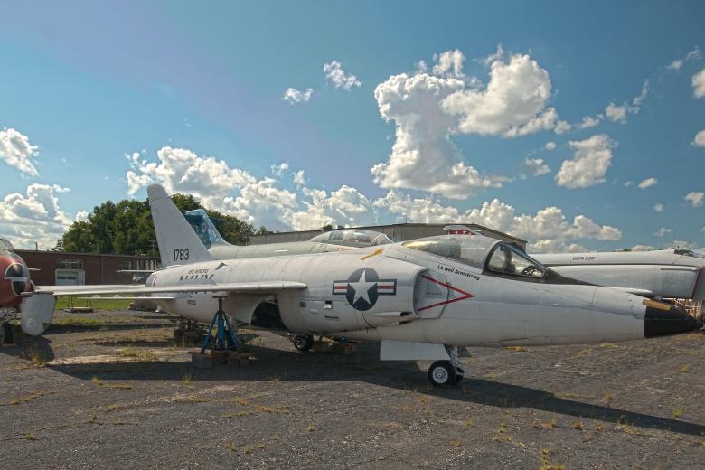 F11F Tiger