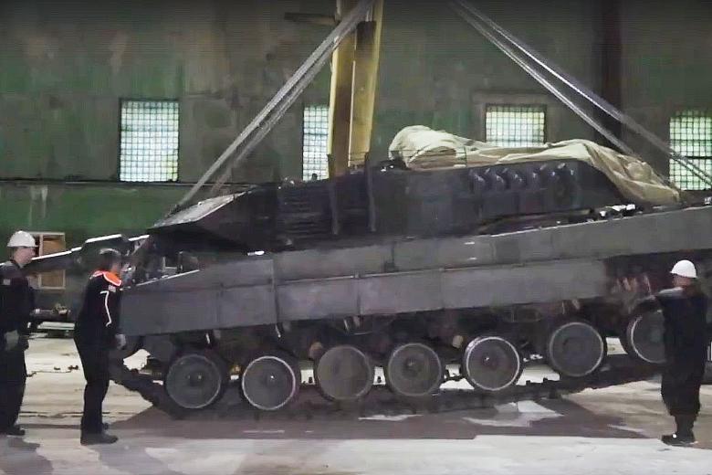 Танк Leopard 2A6