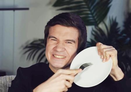 Блогер BadComedian оценил «угрозы» Тарантино уйти из кино
