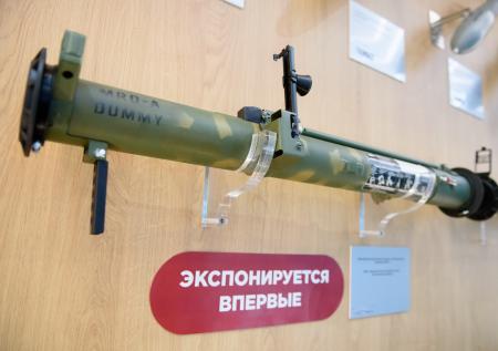 Российских военных вооружили новым пехотным огнеметом