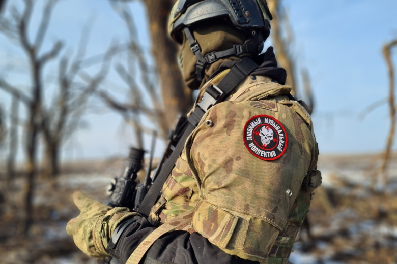 Боец группы «Вагнер» в Артёмовске (Бахмуте) в ДНР