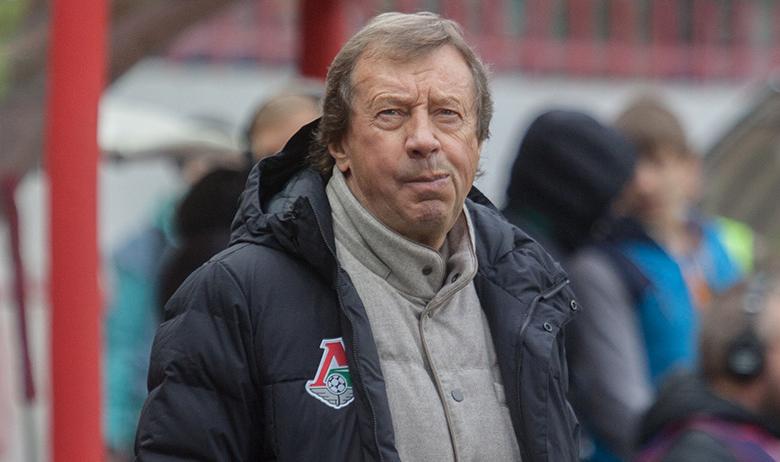 Главный тренер футбольного клуба «Локомотив» Юрий Сёмин