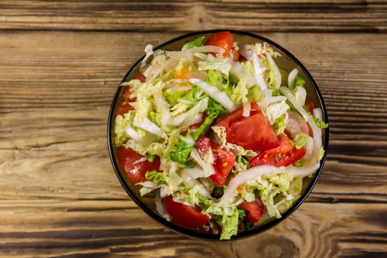 Рецепт простого и вкусного блюда с пекинской капустой: готовим салат