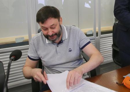 Вышинскому не вернули паспорт после освобождения