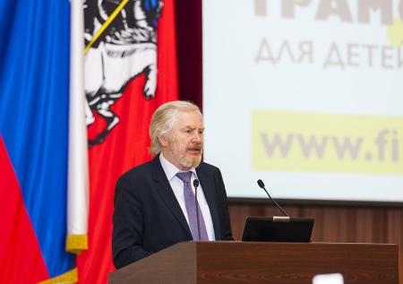 Сторчак продолжит заниматься международной тематикой