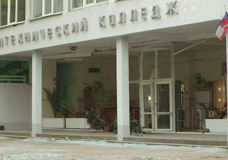 Власти Крыма просят не связывать смерть преподавателя с нападением в Керчи