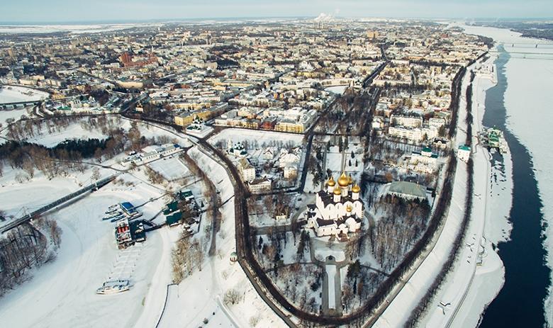 Ярославль, входит в группу древних городов «Золотого кольца»