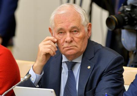Путин поздравил детского хирурга Леонида Рошаля с 90-летием
