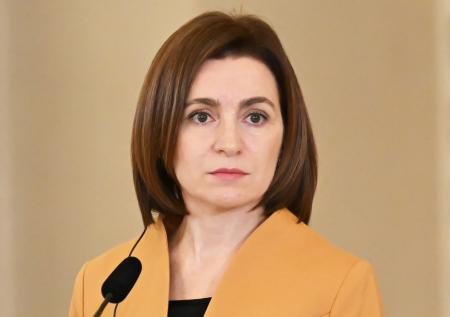Санду обвинили в попытке превратить Молдавию в военный полигон ЕС