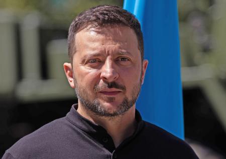 Зеленский устроил совещание в ДНР и намекнул на новые увольнения