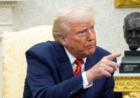 Трамп сократил семь федеральных информационных агентств