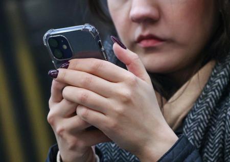 Приложения двух подсанкционных российских компаний исчезли из AppStore