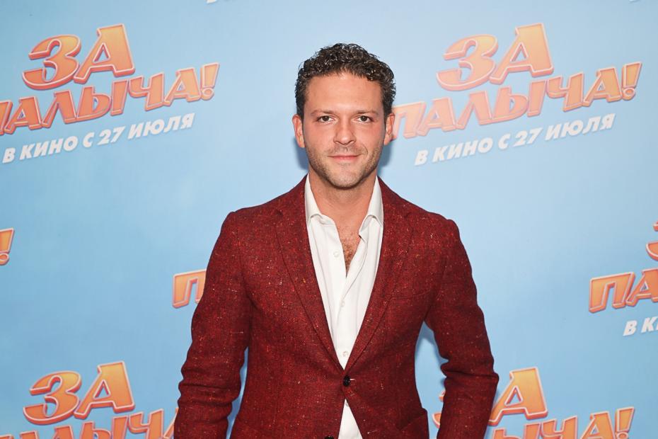Актер, ювелир Константин Крюков на премьере фильма «За Палыча»