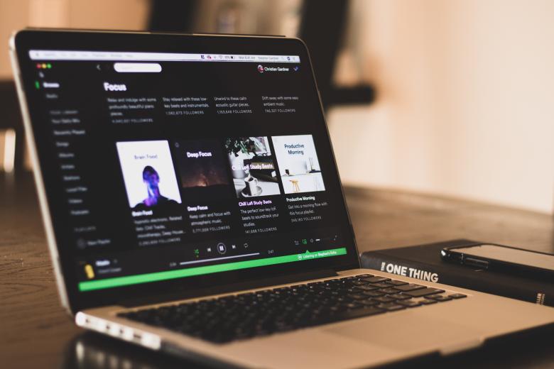 Музыкальный стриминговый сервис Spotify