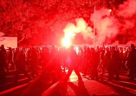 В Берлине 155 полицейских пострадали из-за беспорядков на футбольном матче
