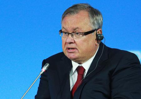 Глава ВТБ предположил, продолжится ли значительное укрепление курса рубля