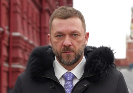 «Дубина на столе переговоров»: депутат оценил удар США по Сирии