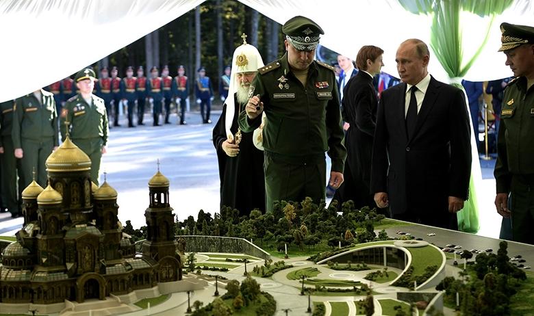 Глава России Владимир Путин