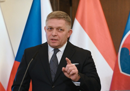 Фицо подтвердил встречу с Путиным в Китае