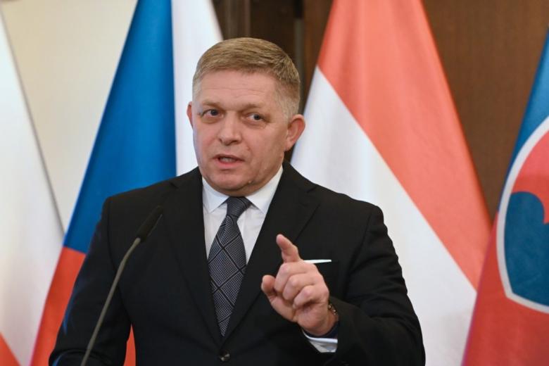 Роберт Фицо