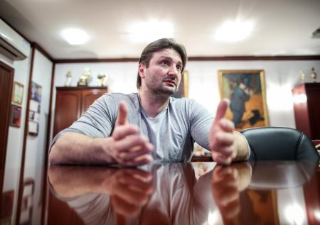 «Она сошла с ума»: Запашный прокомментировал увольнение сестры
