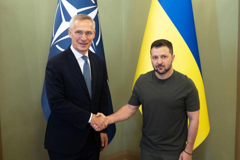 Йенс Столтенберг и Владимир Зеленский