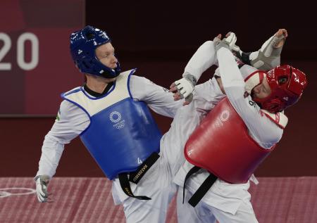 Храмцов стал олимпийским чемпионом по тхэквондо