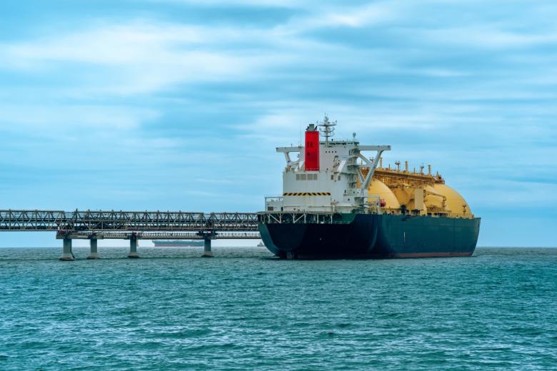 Судно для перевозки сжиженного природного газа в танках