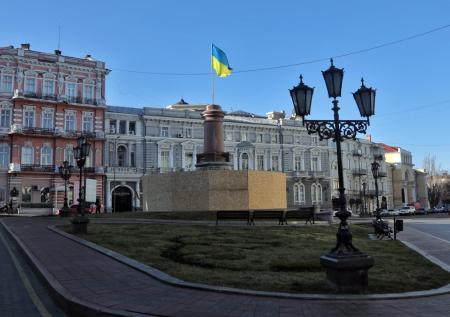 В Одессе приостановили движение электротранспорта