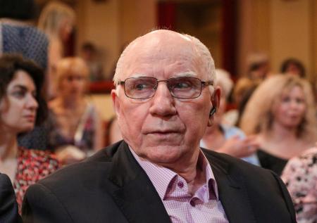 Звезда «Петербургских тайн» получил серьезную травму из-за гололеда 