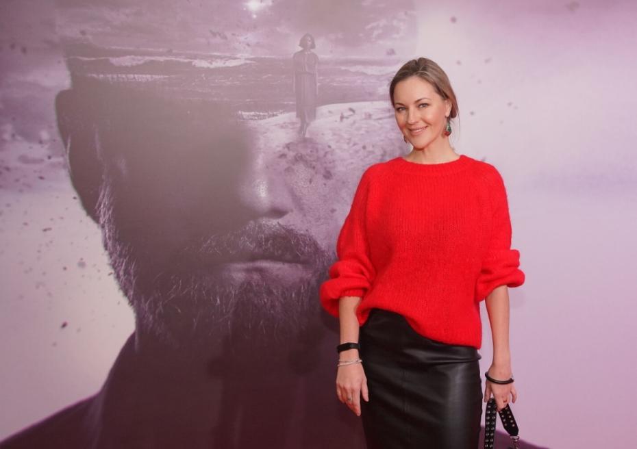 Актриса Яна Крайнова на премьере фильма художественного руководителя Александринского театра Валерия Фокина «Петрополис»