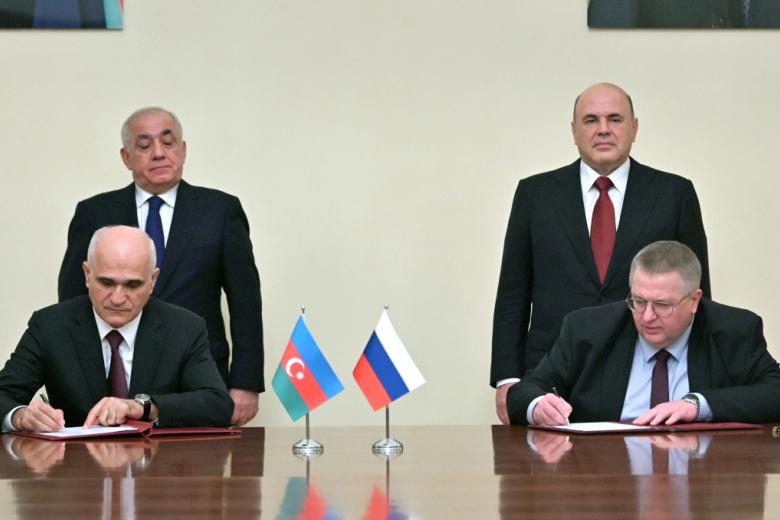Церемония подписания документов по итогам переговоров в Баку