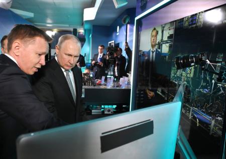 Путин оценил суперкомпьютеры «Яндекса» и «Сбера»