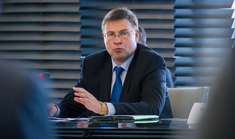 Валдис Домбровскис