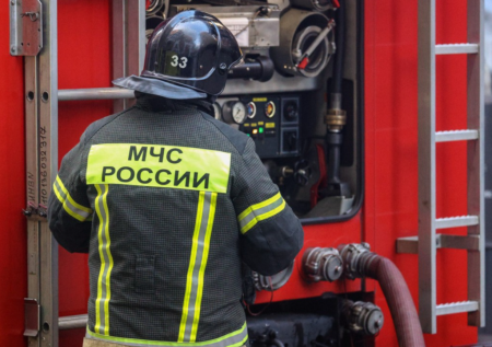 Опубликованы кадры вспыхнувшего «Дома-корабля» в Москве