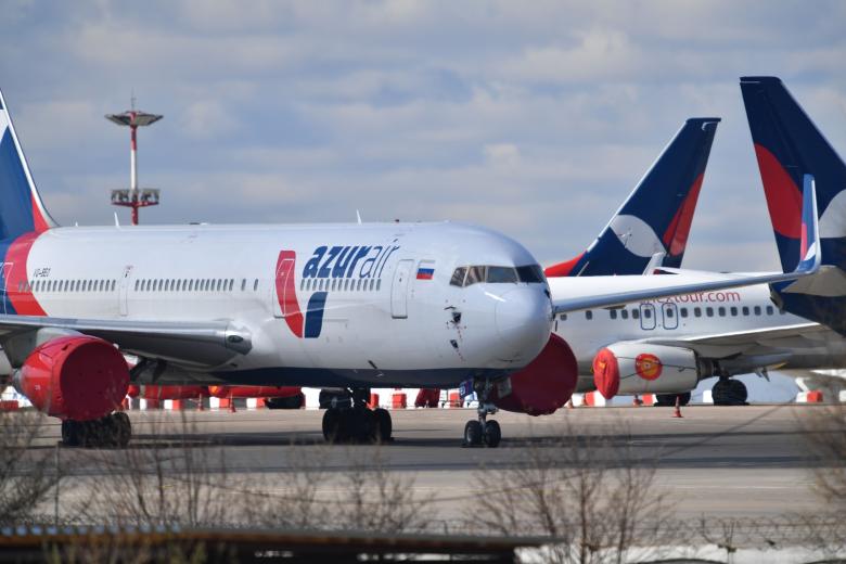 Самолет авиакомпании «Azur Air»